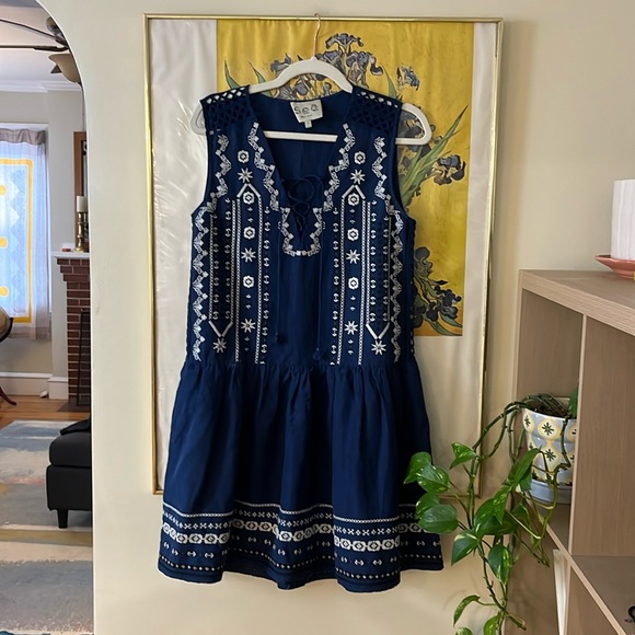 Tuckernuck Dresses Tuckernuck Sea New York Embroidered Linen Cotton